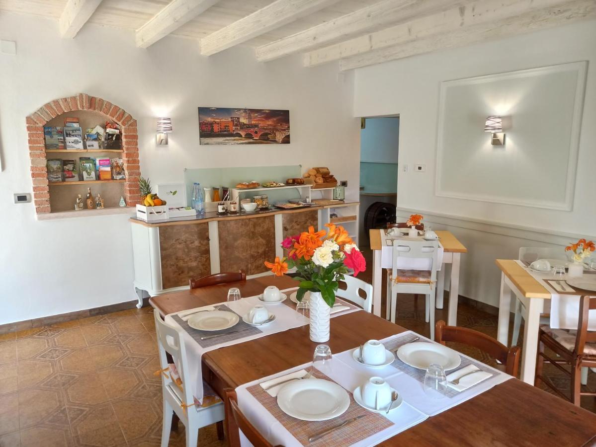 Le Zampolle B & B Colà Zewnętrze zdjęcie